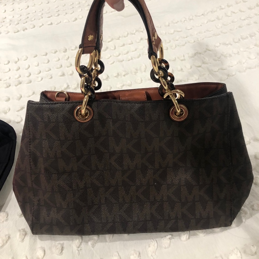 MK purse